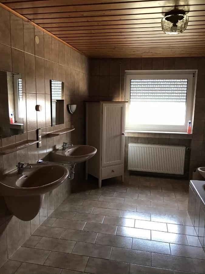 Gaestehaus Zur Schmiede Burghaun Kültér fotó